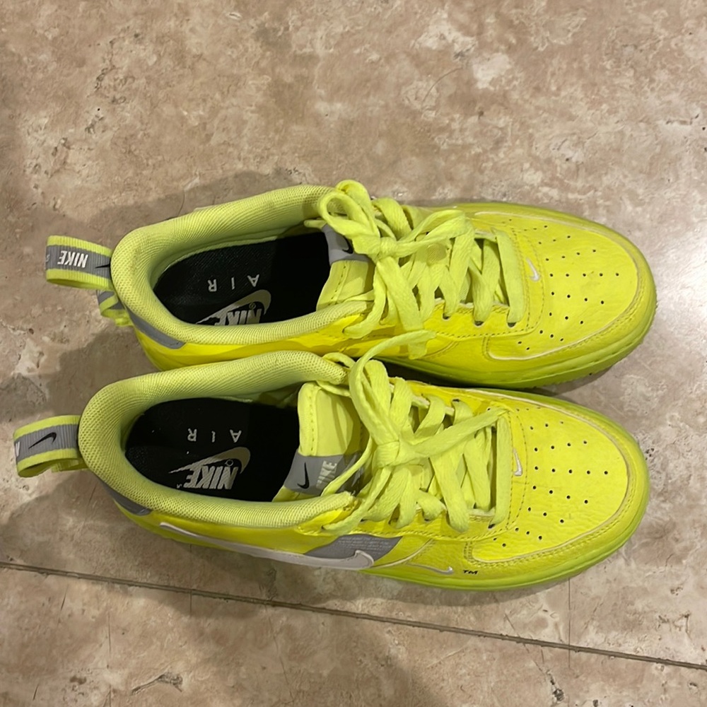 Nike air